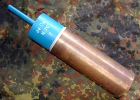 DK 84mm TP Round Carl Gustav AT Gun - Click Image to Close